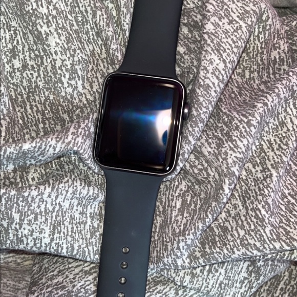 Apple Watch - Picture 2 of 3